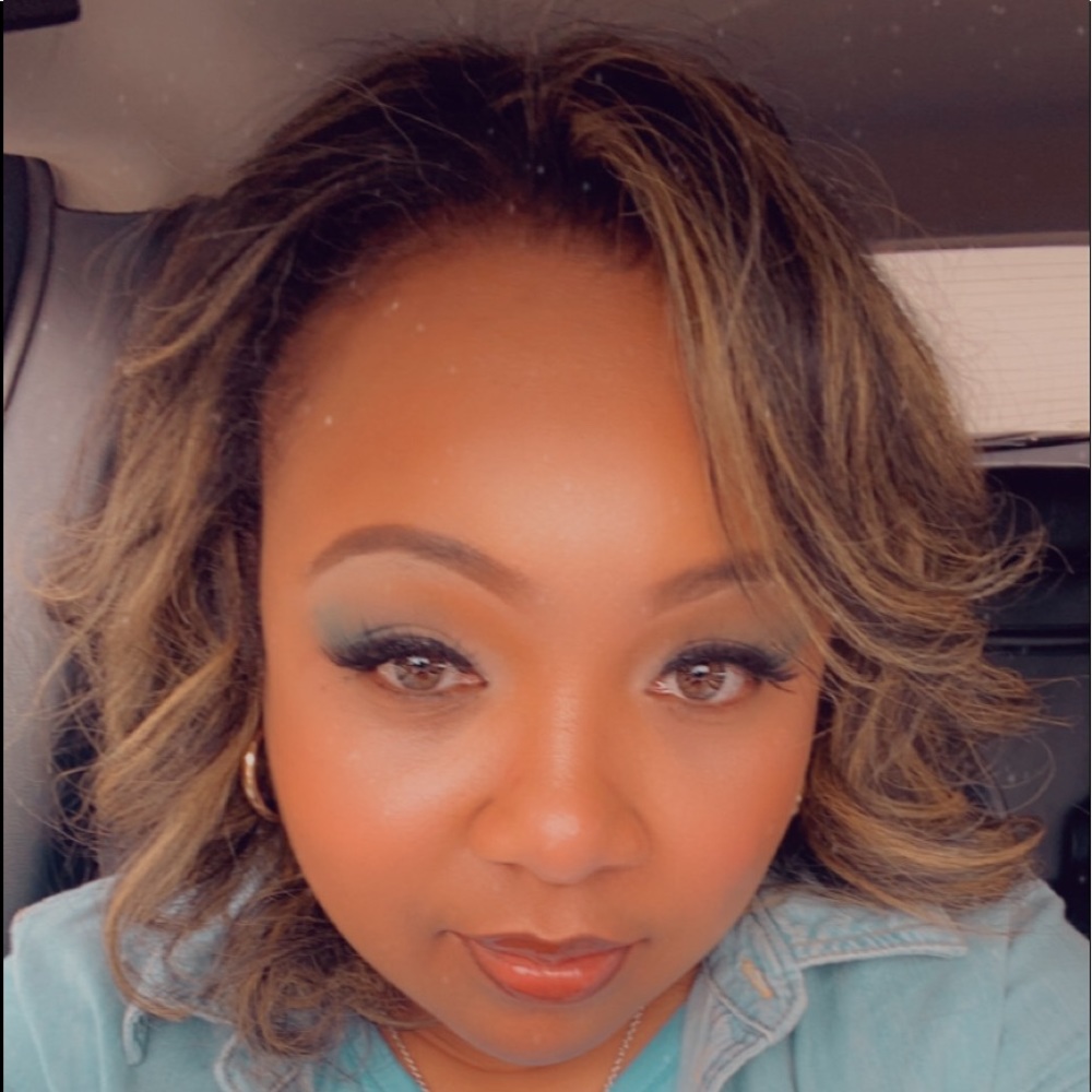 Meet your Posher, Mamie